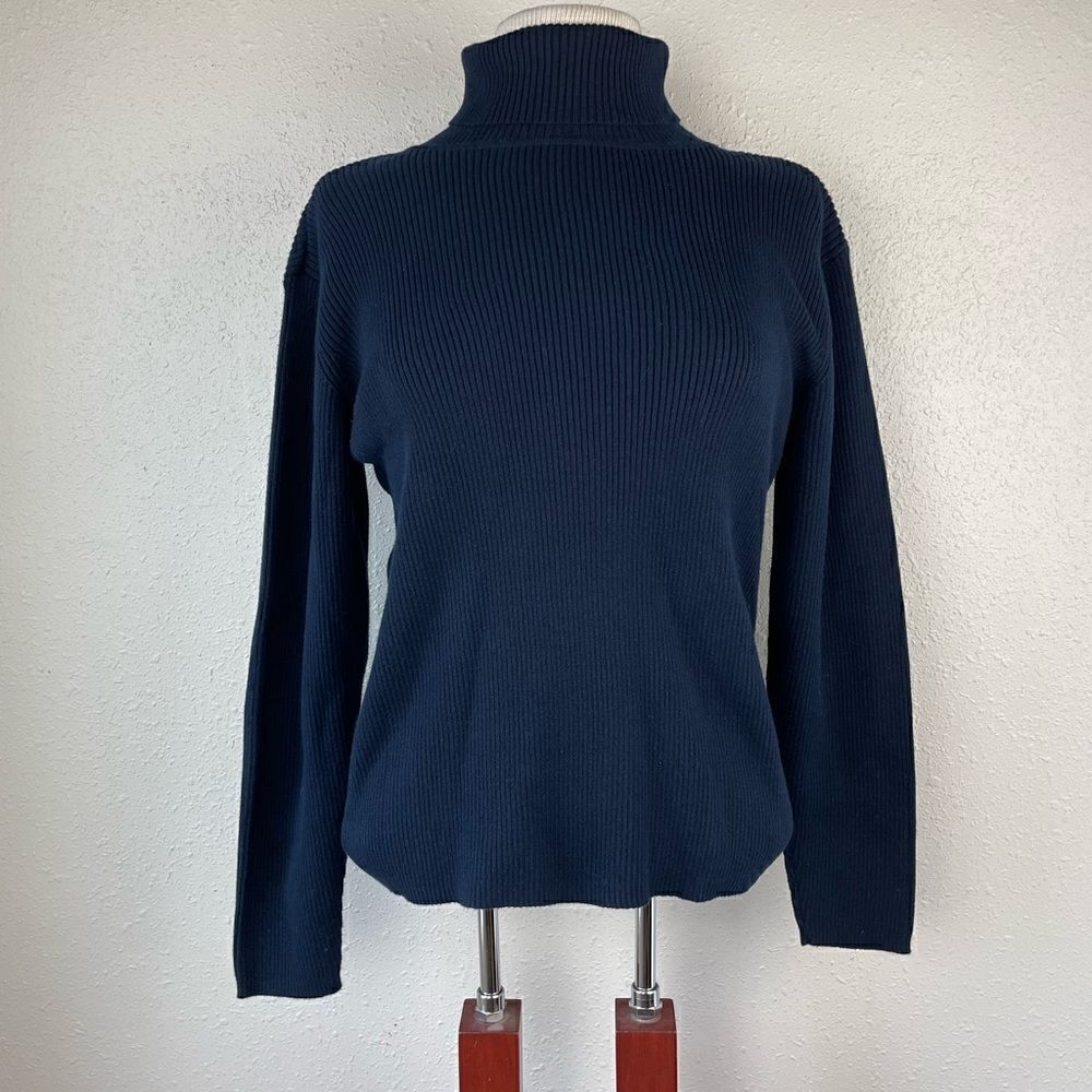La Claiborne Black Turtleneck Sweater Size L EUC